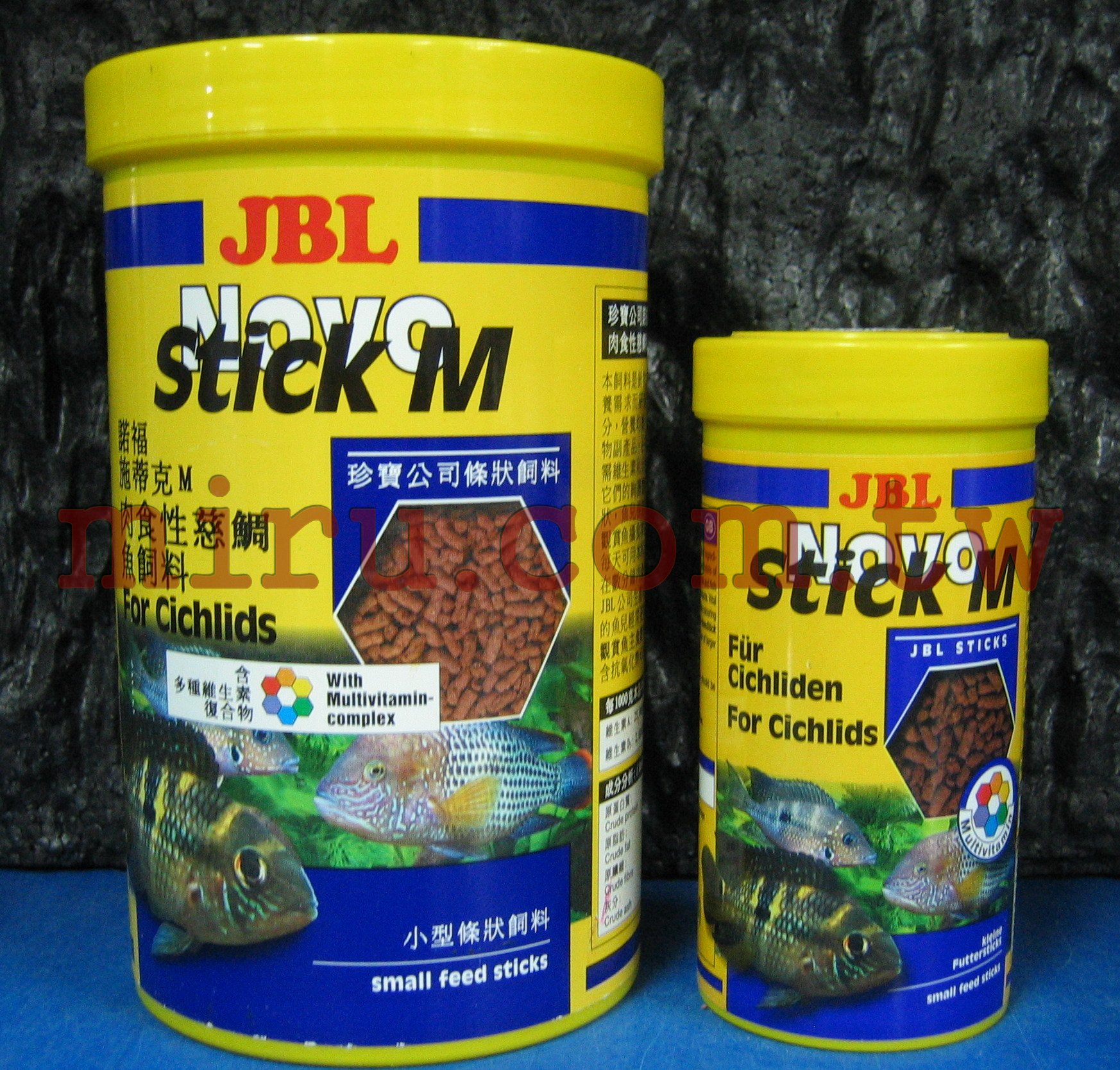 德國JBL Novo Stick M肉雜食性與中大型魚飼料、抗菌維他命+C增色大珍珠粒飼料(5.5L)
